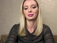 A vibrant and beautiful blonde with a nice figure. I like meeting new people