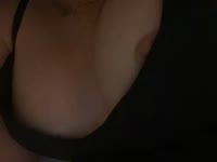 Jeune femme sexy et raffinée qui aime prendre et donner du plaisir aux hommes loyales et respectueux