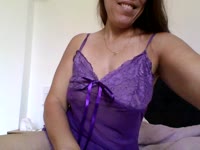 I am very warm, in lack of tenderness and pleasure, I want to share intense and naughty moments with you.