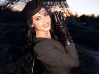 extreme cam AngelinaKunis