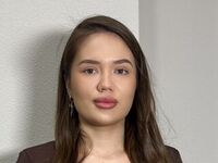 camgirl fingering wet pussy CammieLosecco