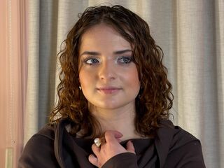 masturbating camgirl CelindaRushlow