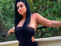 camgirl showing pussy DesyreeDawson