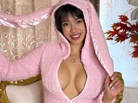 hot cam girl fingering shaved pussy Elie