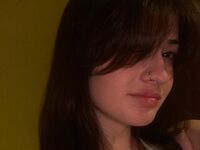 cam girl masturbating with sextoy KiliMinoa