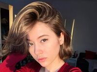 topless cam girl MarvisHey