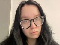 mastubating web cam girl MiaWallees