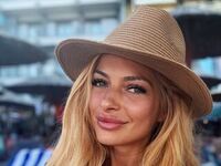 sex cam show RonieParker