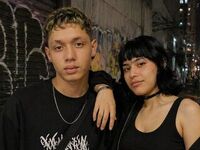 adult cam chat AxelAndCloe