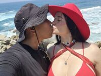 oral sex webcam NahomiAndLeo