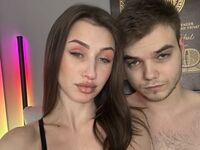 couple voyeur web cam VikkiGeorge
