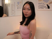 topless webcamgirl AdriaNochi