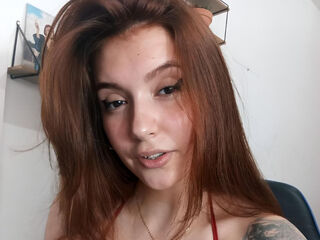 girl showing pussy AliciaBash