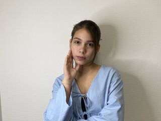 sexcam live AlishiaCowlin