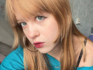 naked webcamgirl photo AmberLune