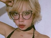 nude web cam AmelieMari