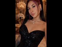 camgirl masturbating with sex toy AmelieVaillant