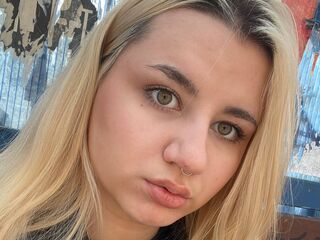 camwhore masturbating BarbaraWellsmith