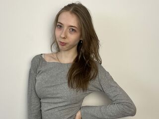 fingering camwhore BethanPugliese
