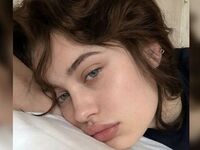 naked cam girl masturbating with dildo BrettOpher