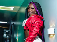 web cam chat CharllotteBrown