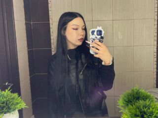camwhore masturbating with sextoy DannBaldino