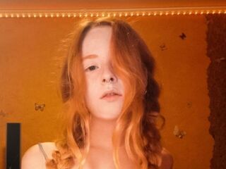 live sex photo DeliaLashbrook