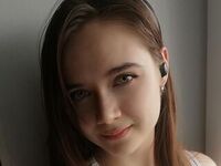 nude webcamgirl EmilieMollo