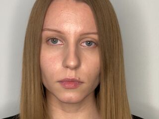 free nude webcam FawnTobin