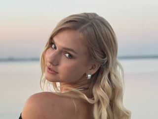 camgirl porn cam HelenPetrini