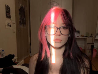 girl showing pussy JameyStaffieri