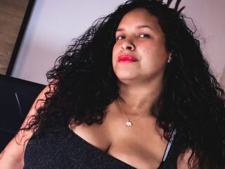 girl chat room JanizMonroy