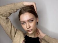 webcamgirl chat room JonnieHillen