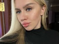 masturbating webcamgirl JudiJadore