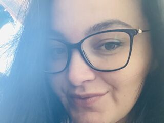 live teaser web cam KairaHelena