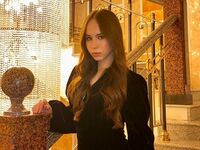 cam girl showing tits KaryNeil