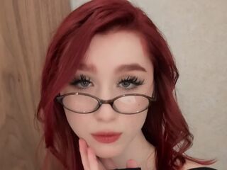 camwhore masturbating with vibrator KatieCornelio
