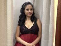 camgirl shaving pussy KiaraMuse