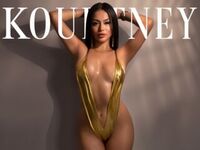 webcam striptease show Kourtney