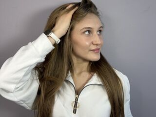 hot naked camgirl LatrinaBrounson