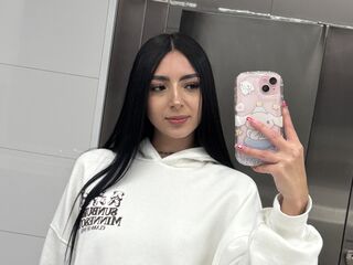 cam girl LauraMeeth