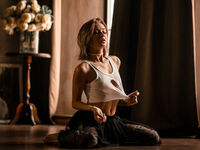 hot camhooker LeilaReal