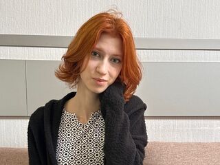 hot cam girl masturbating with sextoy LettyAegerter