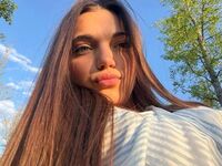 camwhore spreading pussy LisabethBerczel
