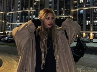 hot cam whore LizaKitchin