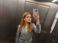 naughty camgirl masturbating LizzieIacovino