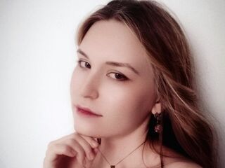 hot cam girl masturbating with dildo LoryDieckman