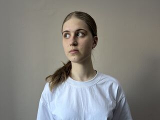 camgirl chatroom MaganPedaci