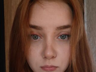 shaved pussy cam MandiWaxler