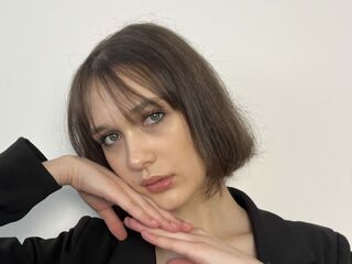 hot cam girl masturbating with vibrator MarvelNaffziger